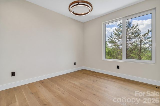 134 View Ridge Parkway, Leicester, NC 28748