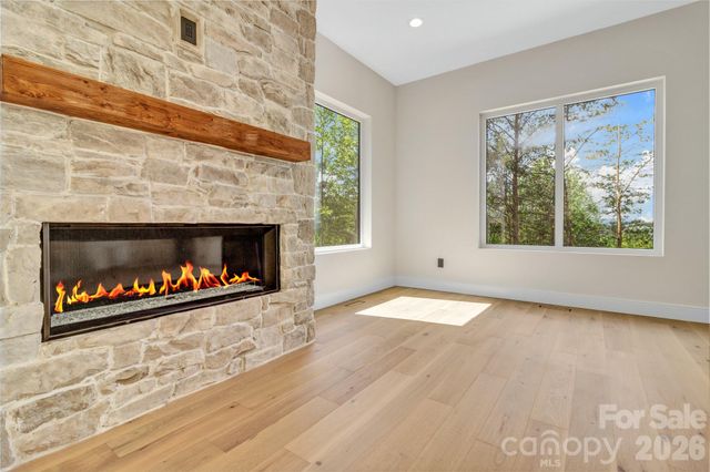 134 View Ridge Parkway, Leicester, NC 28748