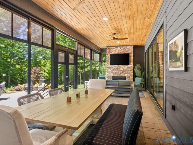 8587 Barrique Rd, New Kent, VA 23124