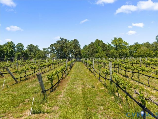 8587 Barrique Rd, New Kent, VA 23124