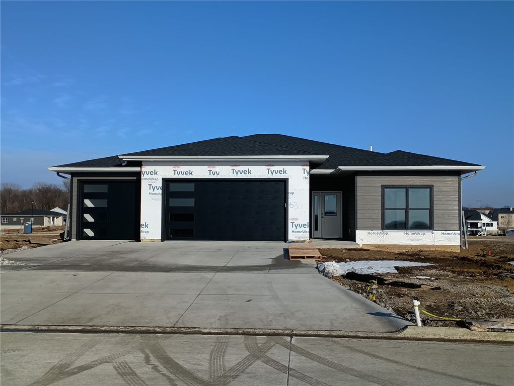 630 17th Avenue SW, Mt Vernon, IA 52314