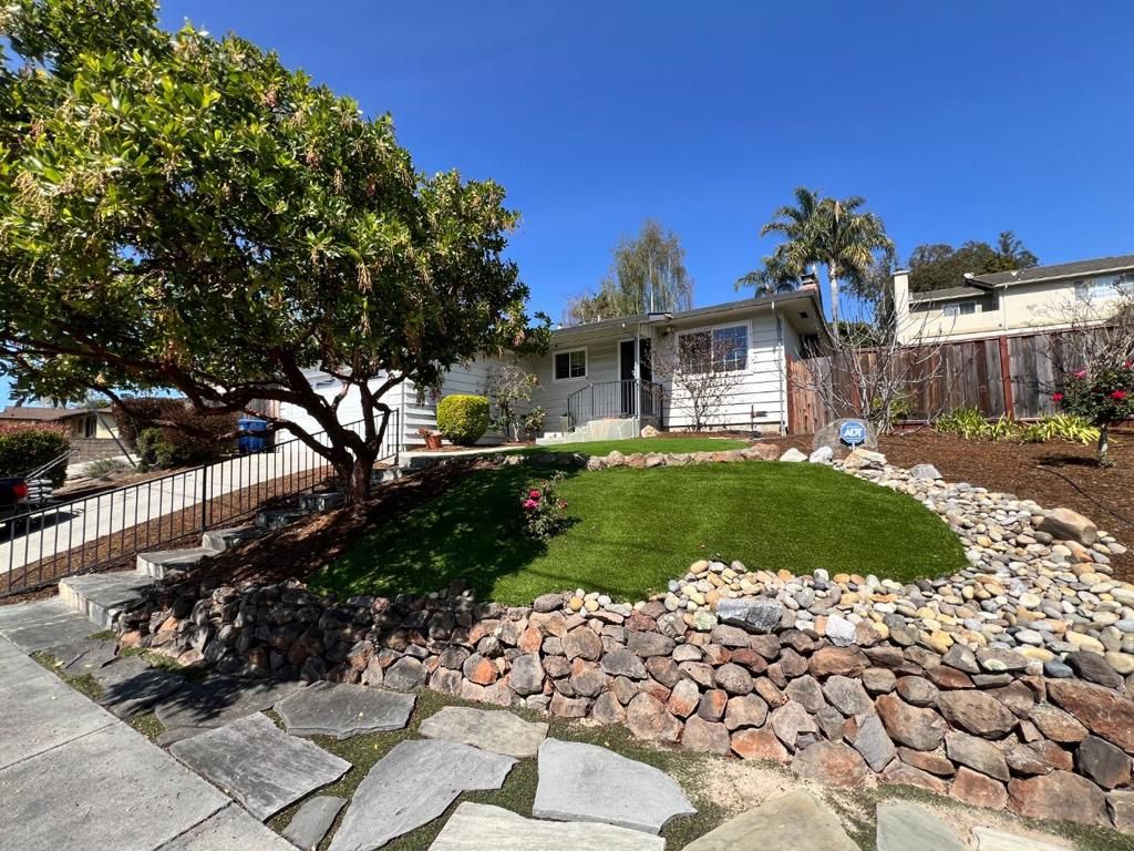 2245 Twin Hills Drive, Santa Cruz, CA 95065