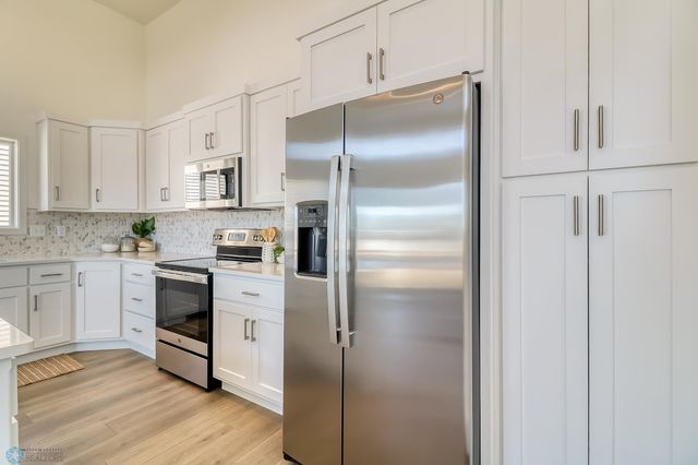 6759 Belding Drive S, Fargo, ND 58104