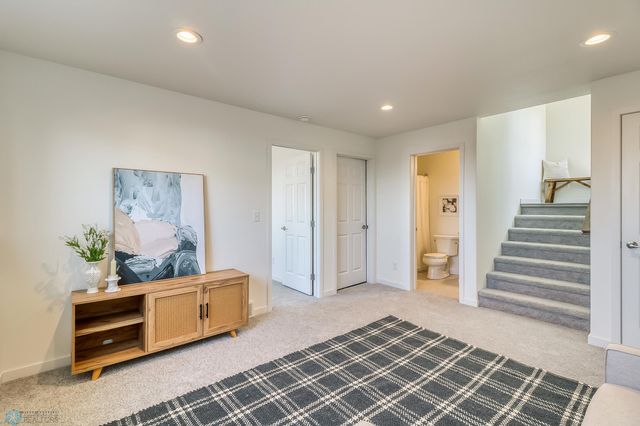 6759 Belding Drive S, Fargo, ND 58104