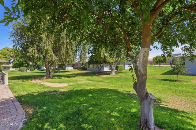 18835 N MAYAN Drive, Sun City, AZ 85373