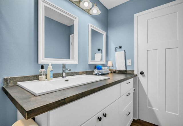 1055 William Glen Rd, Ashland City, TN 37015