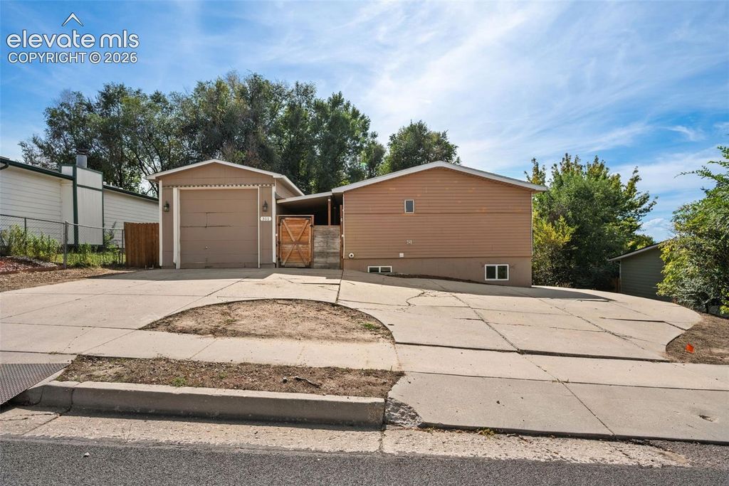 311 Comanche Village Drive, Fountain, CO 80817 — photo 2