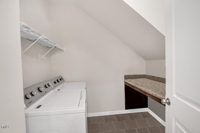 578 Metro Station, Apex, NC 27502