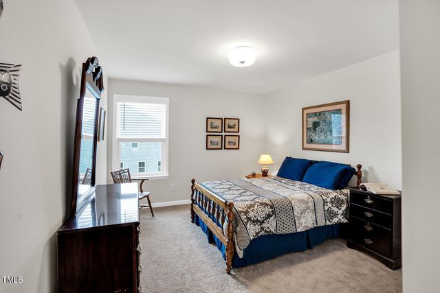 578 Metro Station, Apex, NC 27502