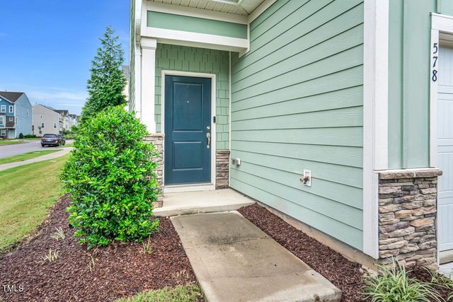 578 Metro Station, Apex, NC 27502