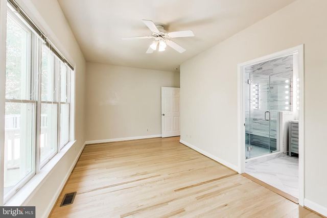 6454 WOODRIDGE RD, Alexandria, VA 22312