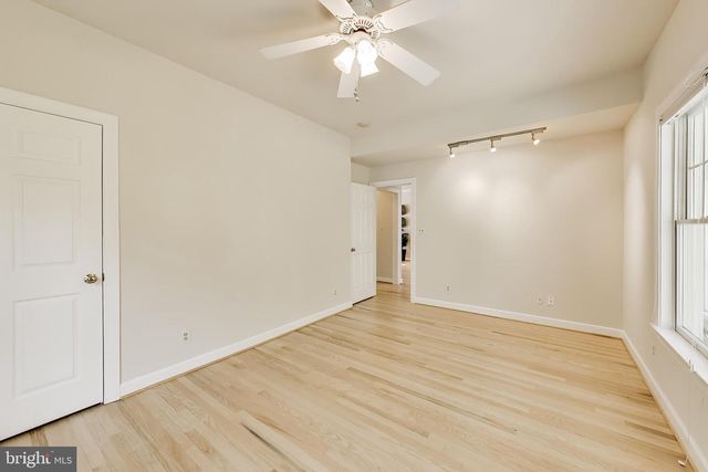 6454 WOODRIDGE RD, Alexandria, VA 22312