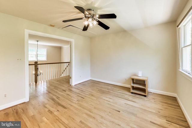 6454 WOODRIDGE RD, Alexandria, VA 22312