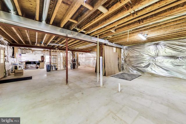 6454 WOODRIDGE RD, Alexandria, VA 22312