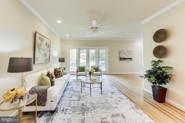 6454 WOODRIDGE RD, Alexandria, VA 22312