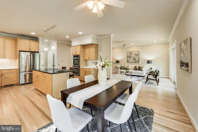 6454 WOODRIDGE RD, Alexandria, VA 22312