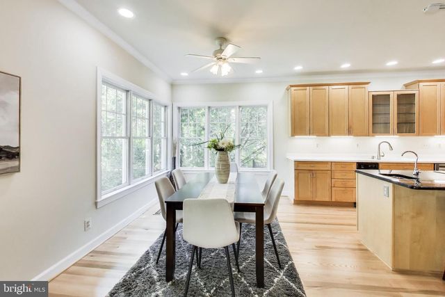 6454 WOODRIDGE RD, Alexandria, VA 22312