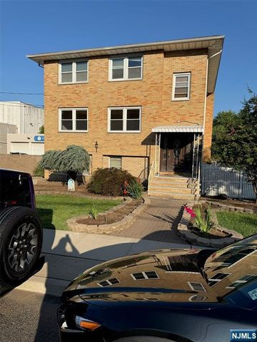 286 Leonia Avenue, Bogota, NJ 07603
