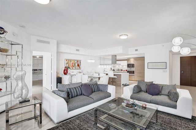 17301 Biscayne Boulevard 1207, North Miami Beach, FL 33160