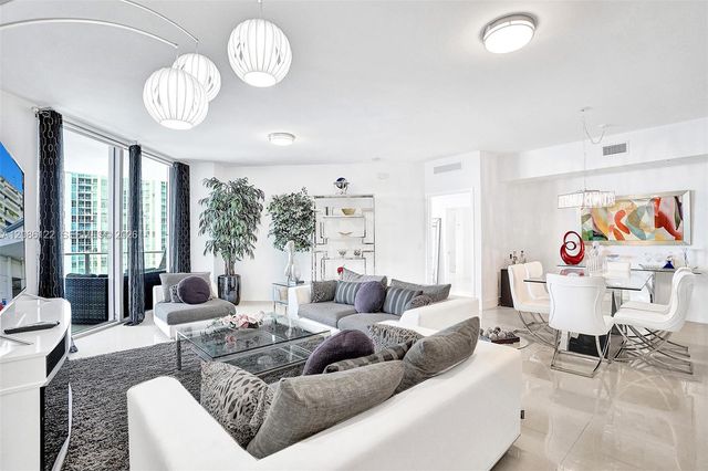 17301 Biscayne Boulevard 1207, North Miami Beach, FL 33160