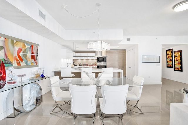 17301 Biscayne Boulevard 1207, North Miami Beach, FL 33160