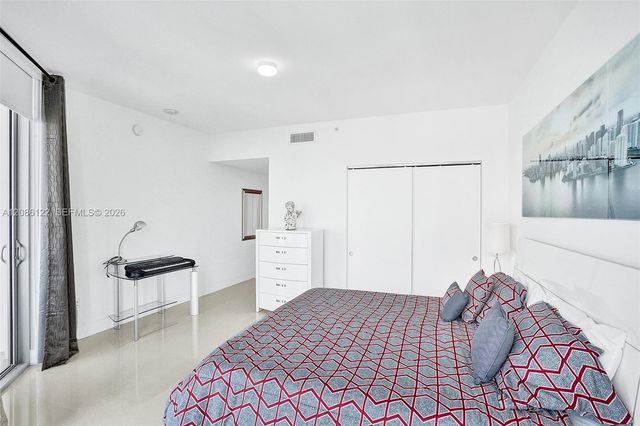 17301 Biscayne Boulevard 1207, North Miami Beach, FL 33160