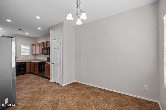 9422 S 33RD Drive, Laveen, AZ 85339