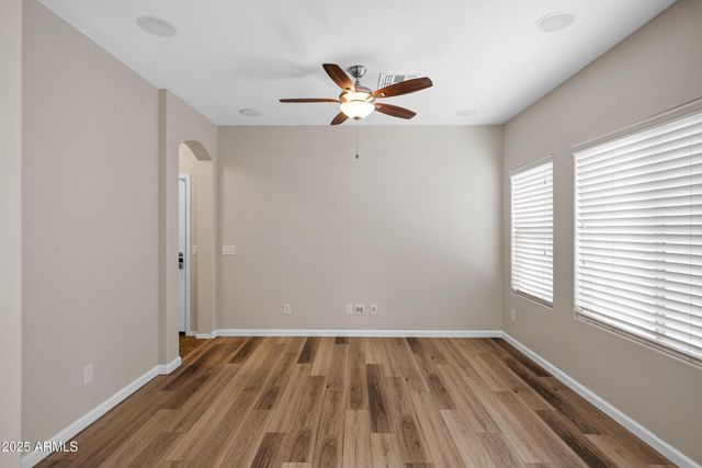 9422 S 33RD Drive, Laveen, AZ 85339