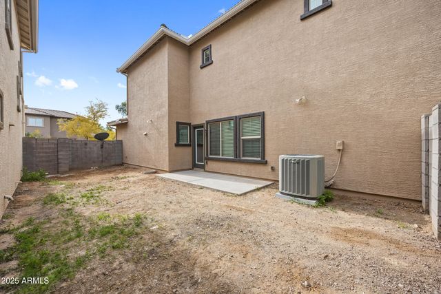 9422 S 33RD Drive, Laveen, AZ 85339