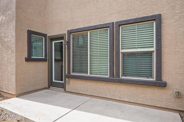 9422 S 33RD Drive, Laveen, AZ 85339