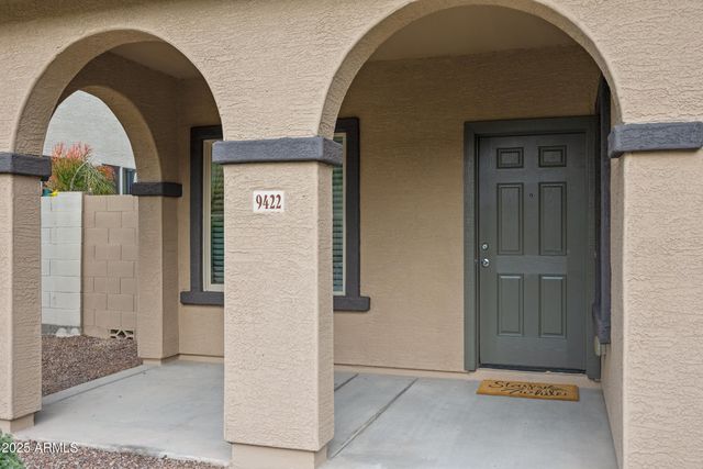 9422 S 33RD Drive, Laveen, AZ 85339