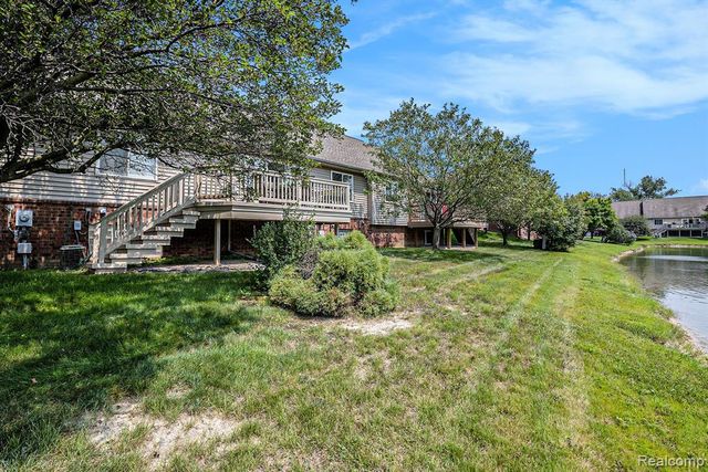 5477 Victory Circle, Sterling Heights, MI 48310