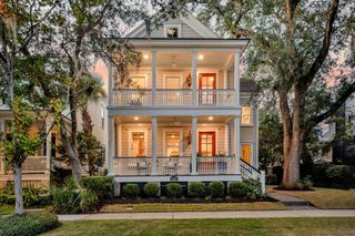 225 Delahow Street, Charleston, SC 29492