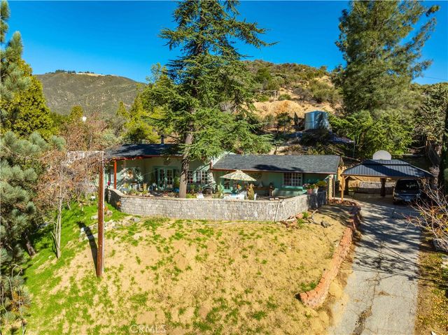 16029 Calle Hermosa, Green Valley, CA 91390