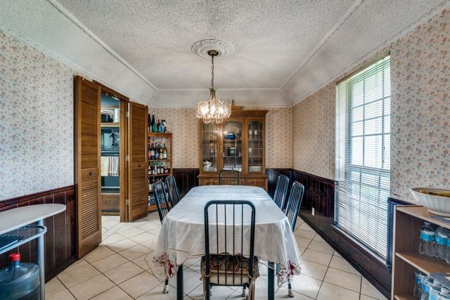 4625 Meadowview Drive, Mesquite, TX 75150