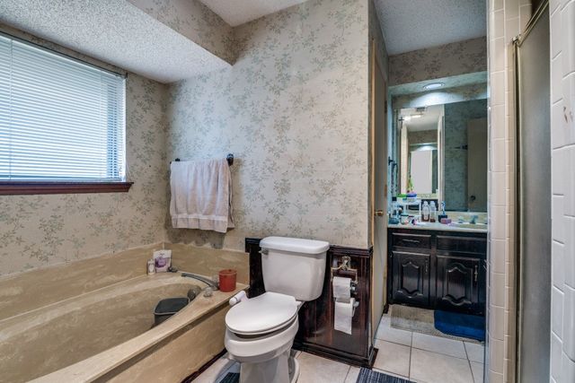 4625 Meadowview Drive, Mesquite, TX 75150