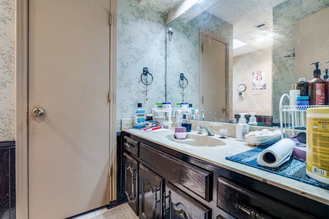 4625 Meadowview Drive, Mesquite, TX 75150