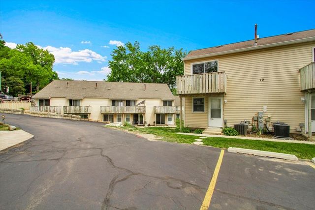 79 Maude Avenue, Fox Lake, IL 60020