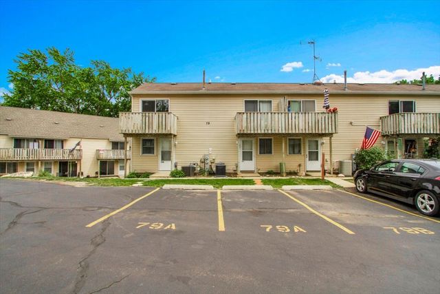 79 Maude Avenue, Fox Lake, IL 60020