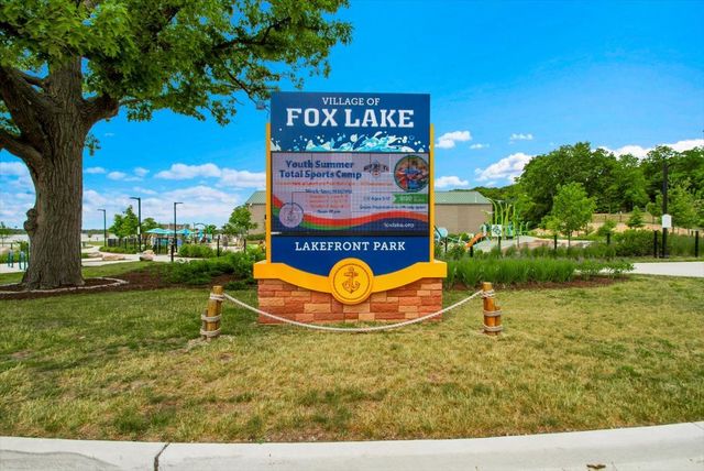 79 Maude Avenue, Fox Lake, IL 60020