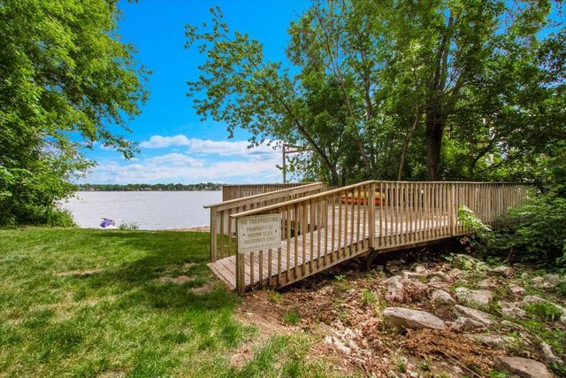 79 Maude Avenue, Fox Lake, IL 60020