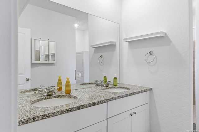 4331 Southton Loch, San Antonio, TX 78223