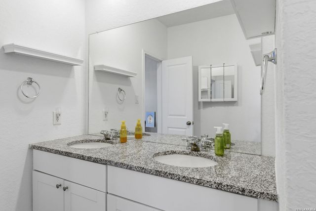 4331 Southton Loch, San Antonio, TX 78223