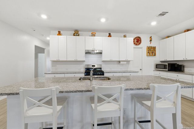 4331 Southton Loch, San Antonio, TX 78223