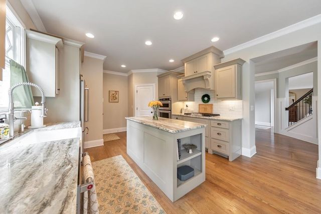 4856 Grandview Court, Flowery Branch, GA 30542