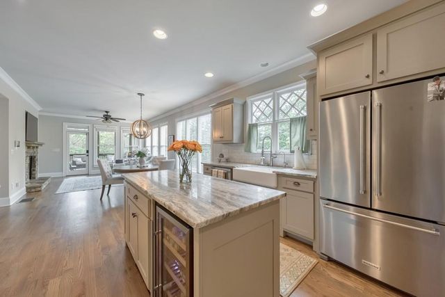 4856 Grandview Court, Flowery Branch, GA 30542
