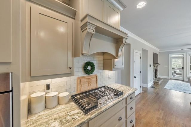4856 Grandview Court, Flowery Branch, GA 30542