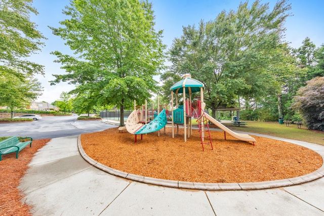 4856 Grandview Court, Flowery Branch, GA 30542