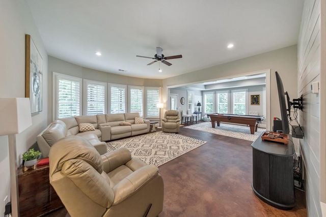 4856 Grandview Court, Flowery Branch, GA 30542