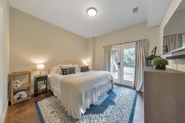 4856 Grandview Court, Flowery Branch, GA 30542